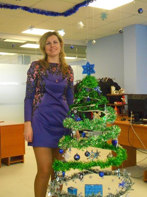 Author and designer of the Cristmas tree